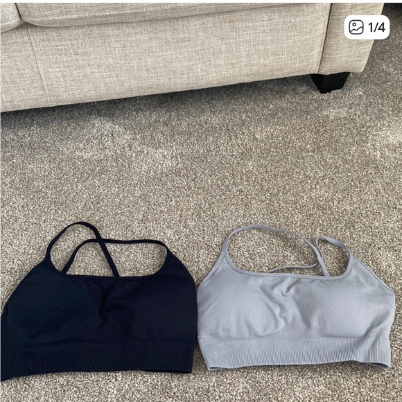 Sport bra - Picture 1 of 1